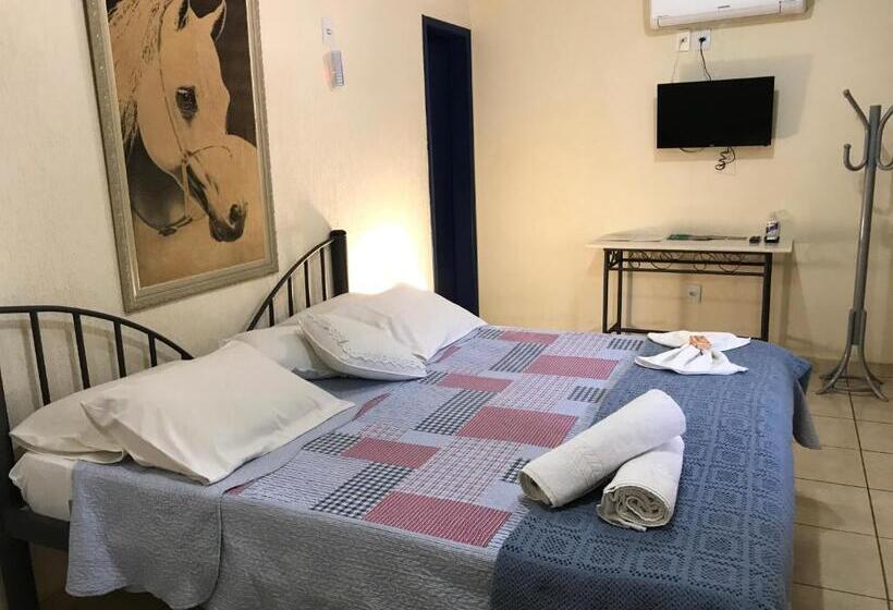 חדר דלוקס עם מיטת קינג, Estância Das Angolas Inhotim