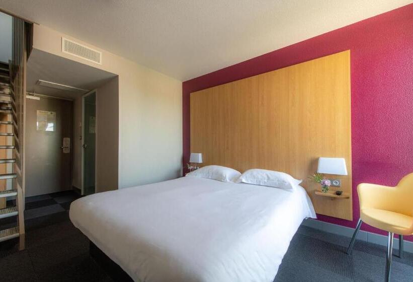 Четырехместный Номер Стандарт, B&b Hotel La Rochelle Centre