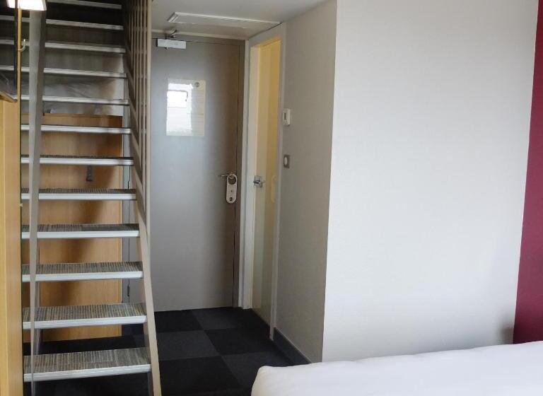Четырехместный Номер Классик, B&b Hotel La Rochelle Centre