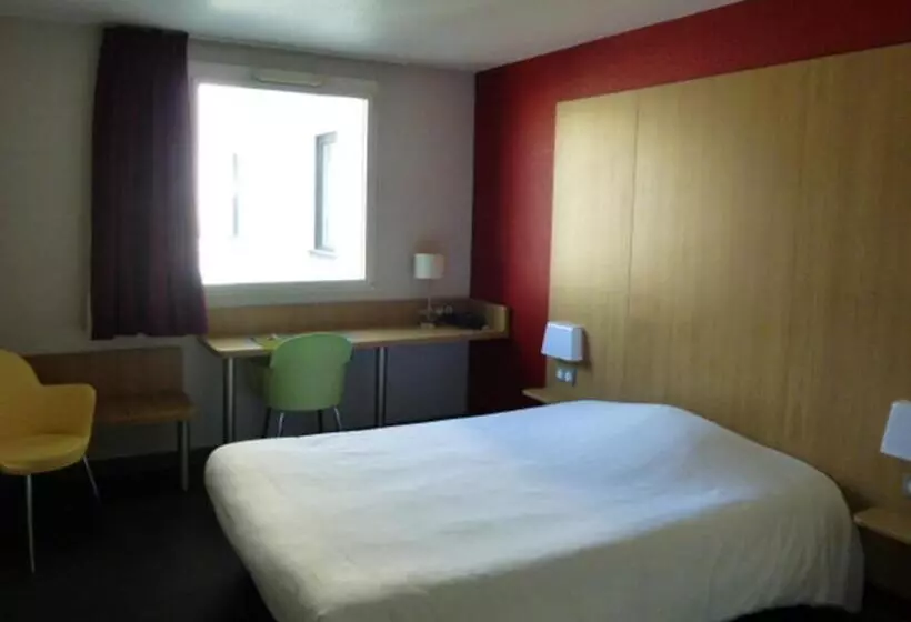 Standard-invahuone, B&b Hotel La Rochelle Centre