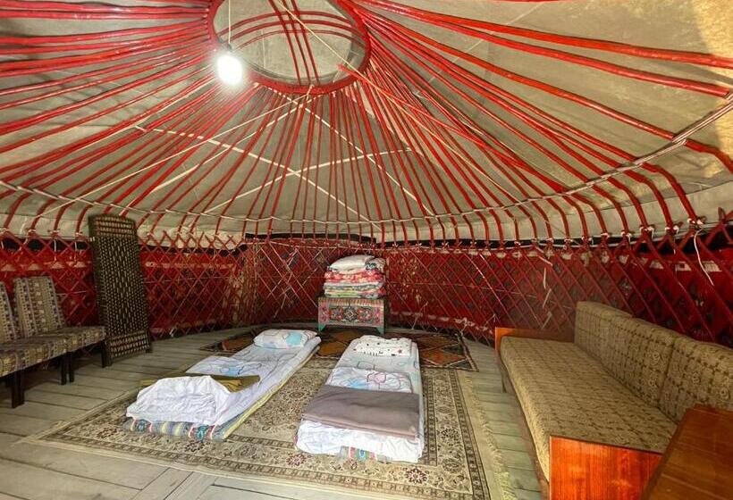 اتاق لوکس, Duet Hostel &