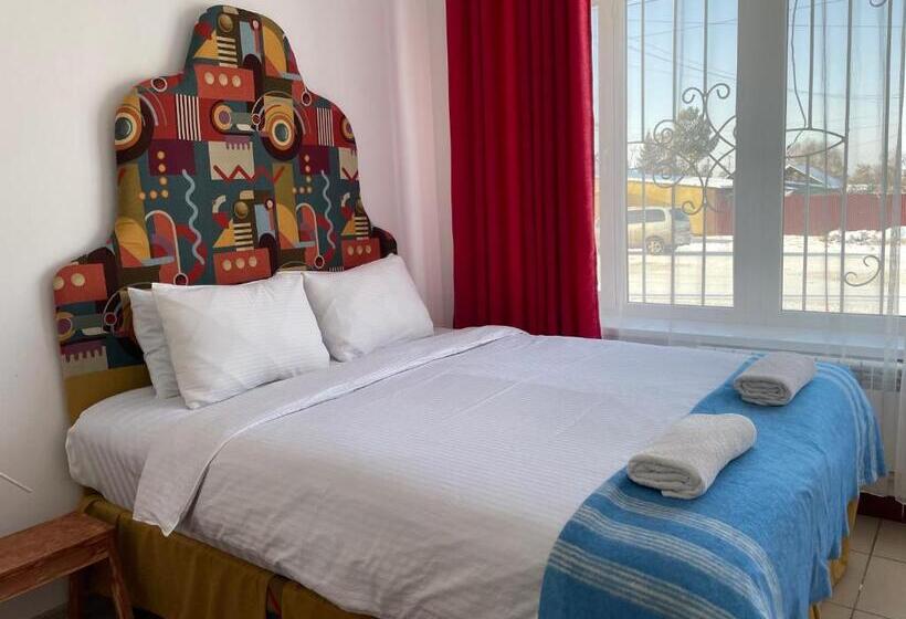 اتاق لوکس, Duet Hostel &