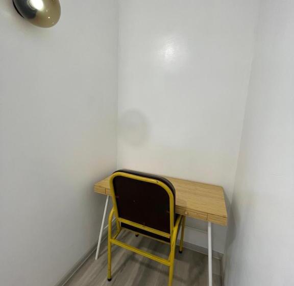 اتاق استاندارد, Duet Hostel &