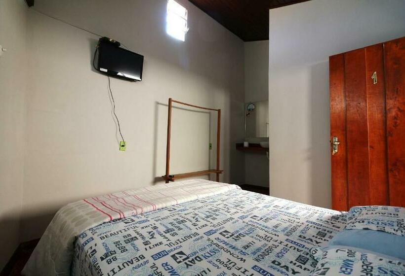 스위트, Hostel Rua Direita Pirenópolis
