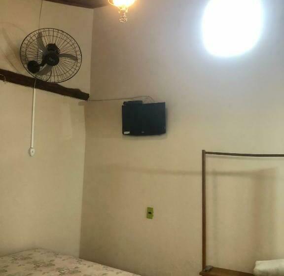 جناح, Hostel Rua Direita Pirenópolis