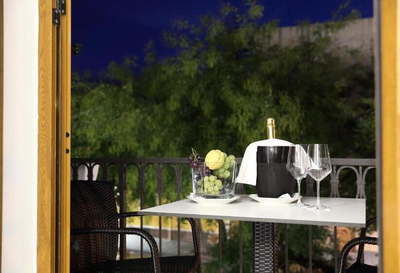 带阳台的豪华间, Bienestar Maison de Charme