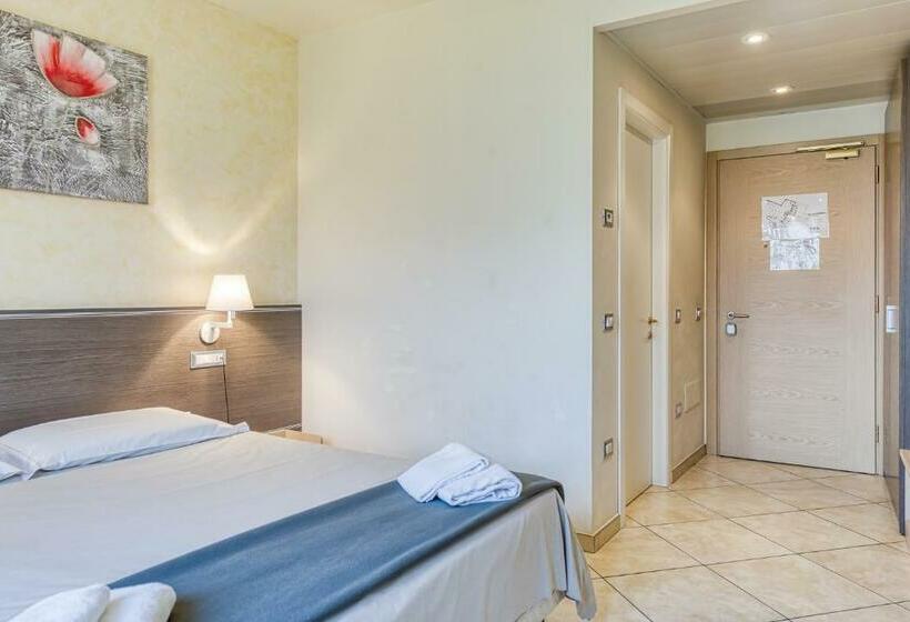 חדר סטנדרט, Lumin