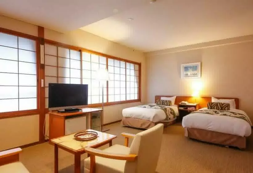 エコノミー4人部屋, Matsunoyu