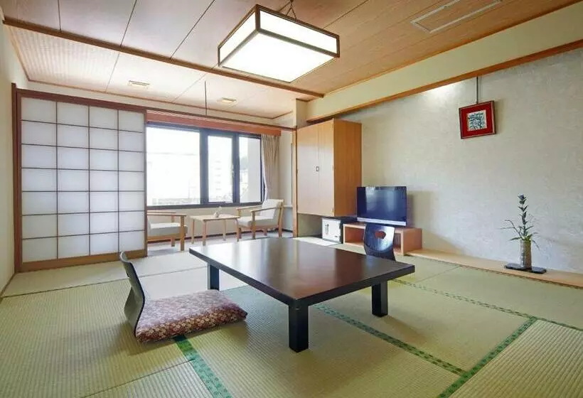 エコノミー4人部屋, Matsunoyu