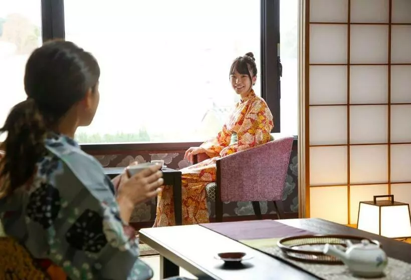 スーペリアの4人部屋, Matsunoyu