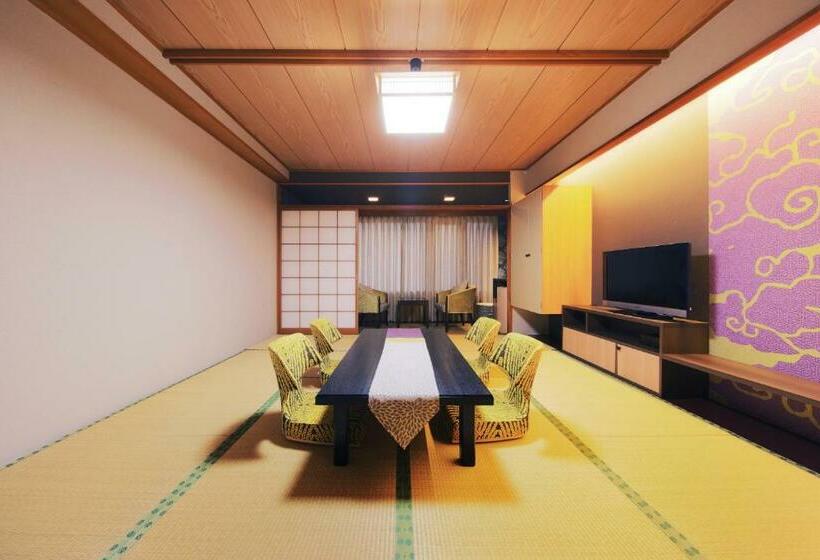 غرفة سوبيريور رباعية, Matsunoyu