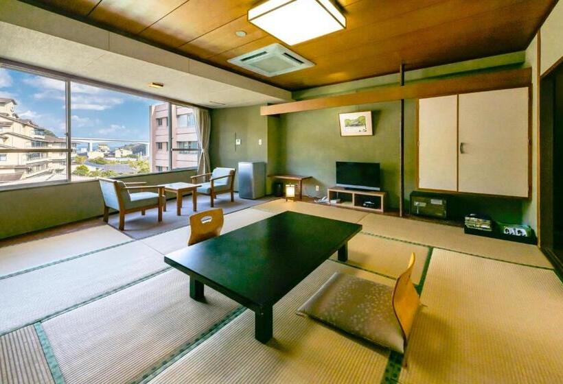 غرفة قياسية رباعية, Matsunoyu