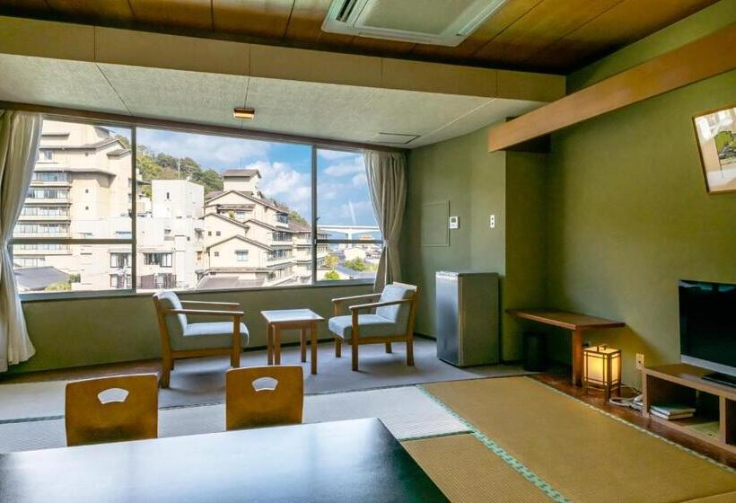 4 Bett Standardzimmer, Matsunoyu