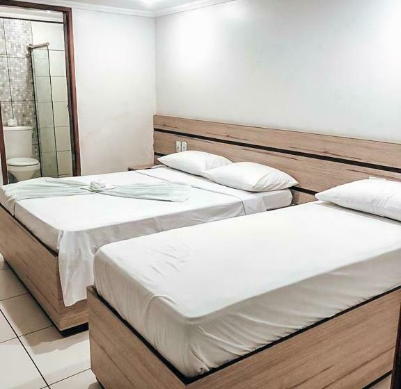 스탠다드 트리플 룸, Nacional