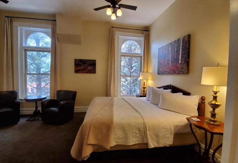 חדר דחוקס עם מיטת קינג, Ouray   For 12 Years Old And Over