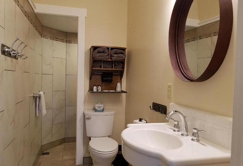 חדר דלוקס עם מיטת קינג, Ouray   For 12 Years Old And Over