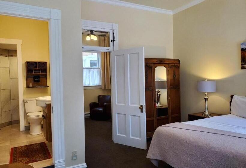 חדר דלוקס עם מיטת קינג, Ouray   For 12 Years Old And Over