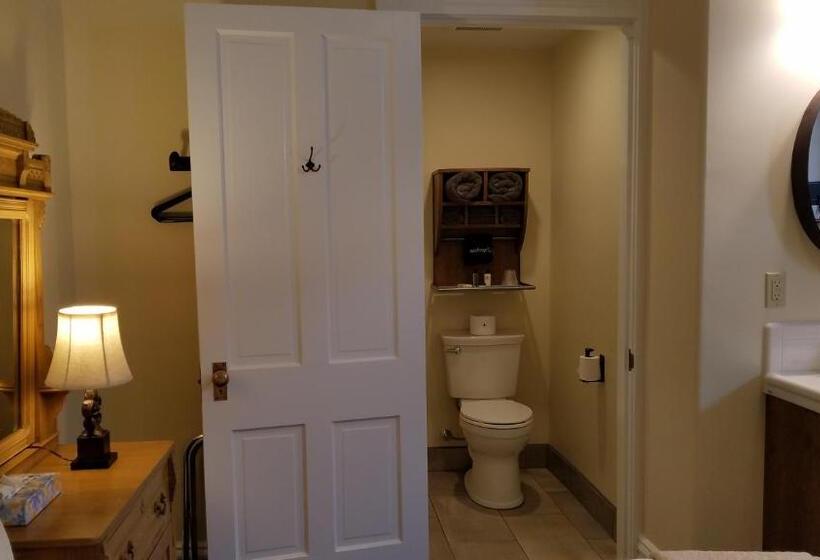 חדר בסיסי פנימי, Ouray   For 12 Years Old And Over