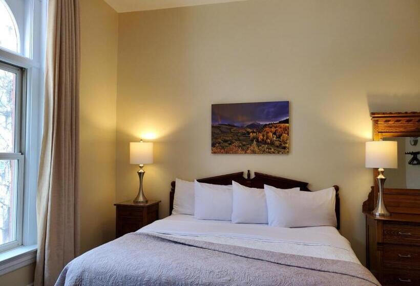 חדר דחוקס עם מיטת קינג, Ouray   For 12 Years Old And Over