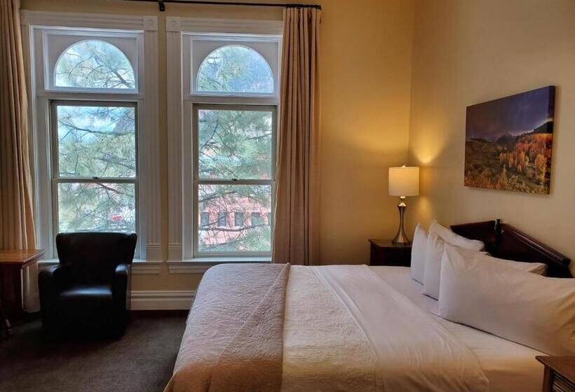 חדר דחוקס עם מיטת קינג, Ouray   For 12 Years Old And Over