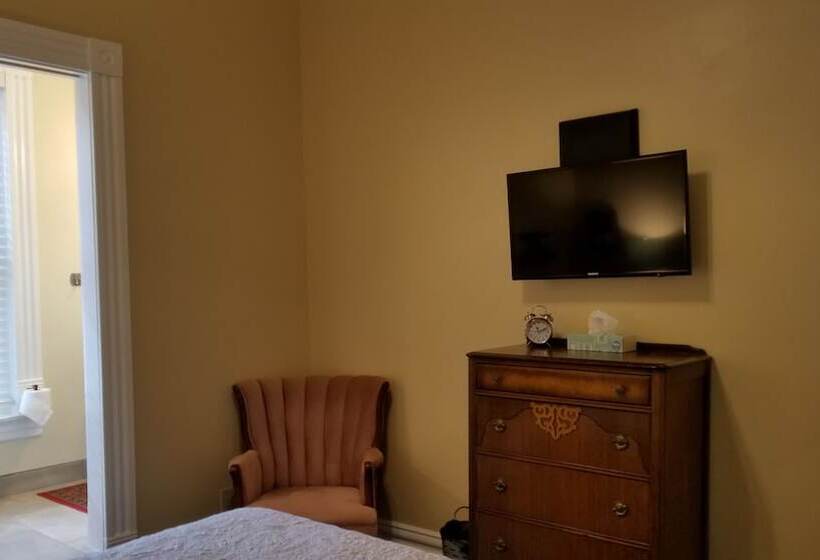 اتاق عادی, Ouray For 12 Years Old And Over