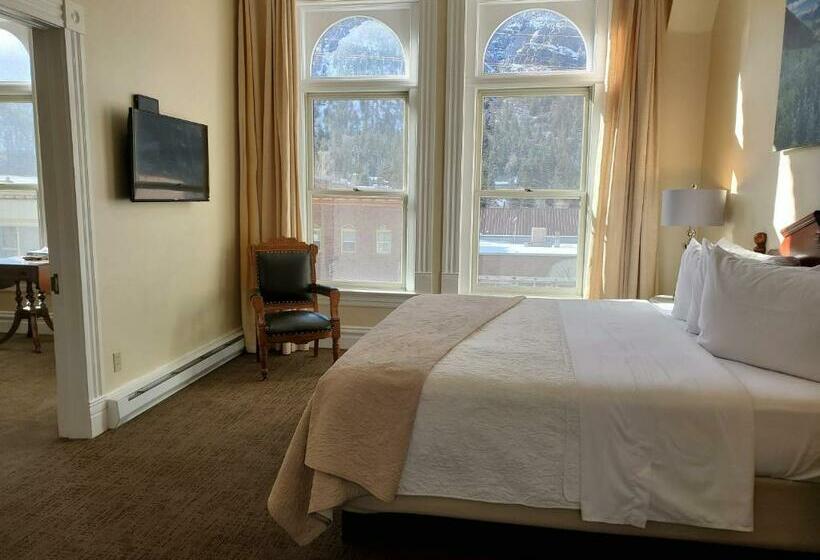 سوئیت 2 خوابه, Ouray For 12 Years Old And Over