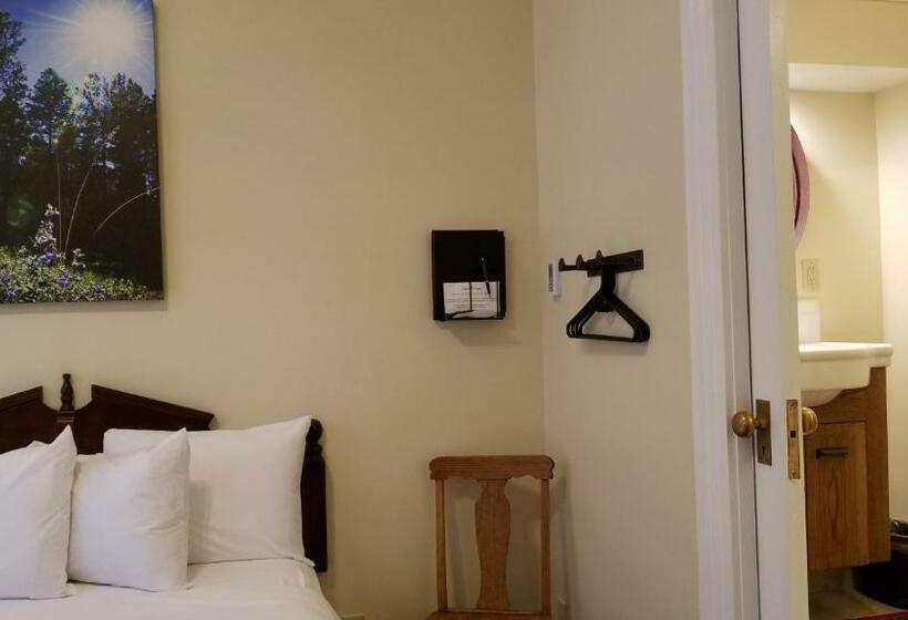 חדר בסיסי פנימי, Ouray   For 12 Years Old And Over