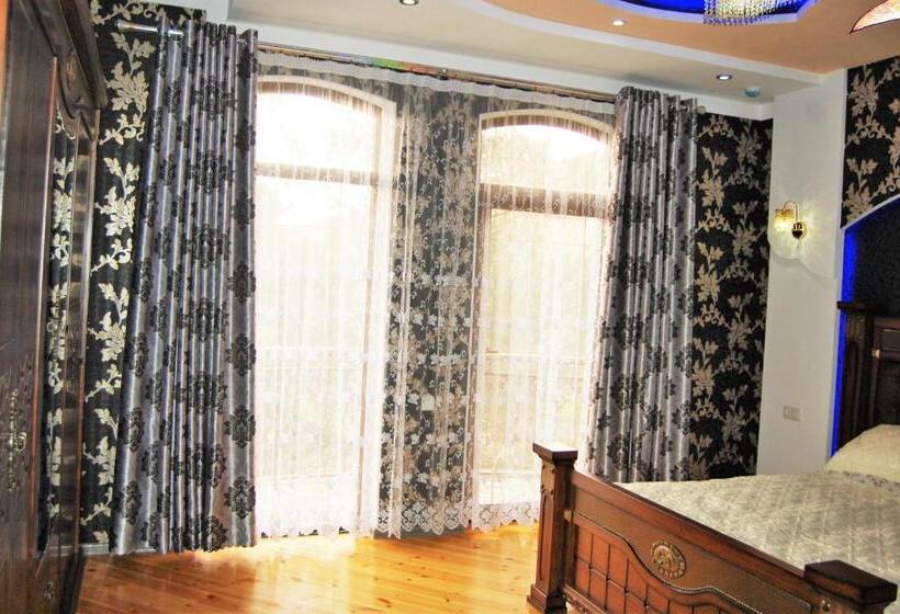 سوئیت 2 خوابه, Shohkand