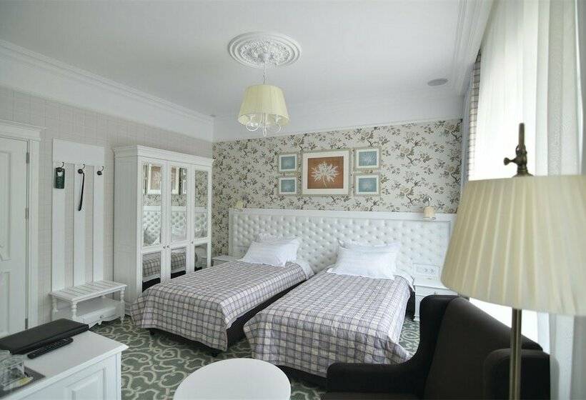 اتاق استاندارد, Voyage