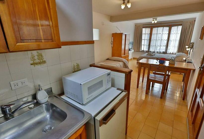 Standaard Studio, La Ponderosa Apart