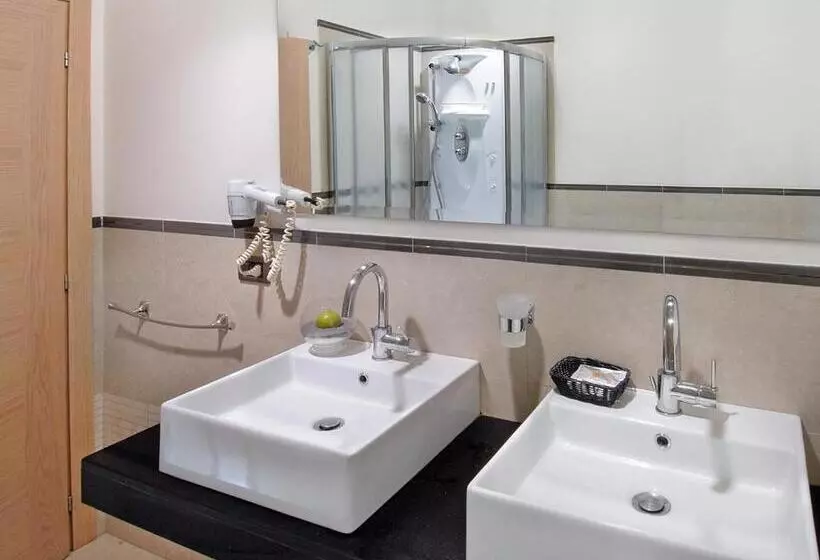 سوییت جونیور با بالکن, Park Hotel Morigi Garden & Spa