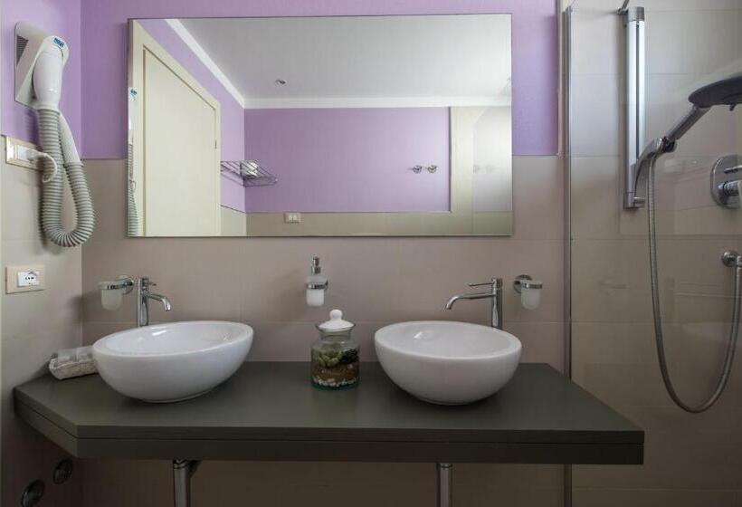 Полулюкс Повышенной Комфортности, Park Hotel Morigi Garden & Spa