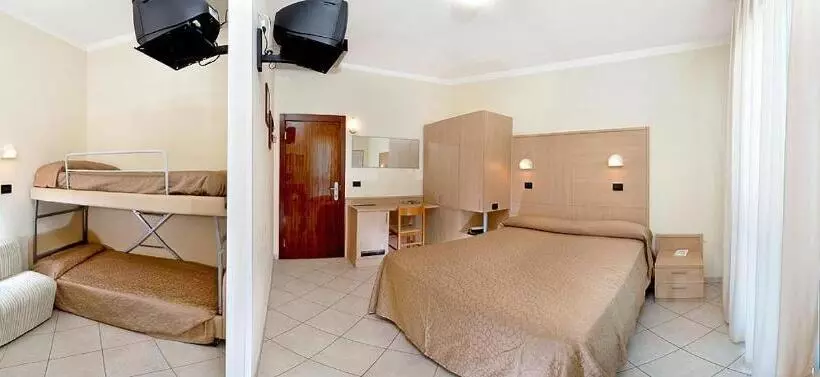 اتاق سوپریور چهار تخته, Park Hotel Morigi Garden & Spa