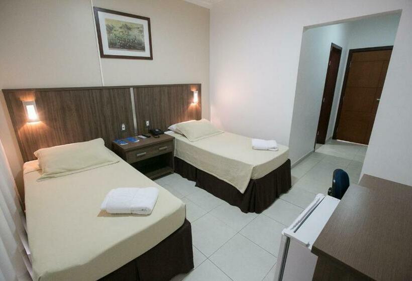 غرفة قياسية, Colombo