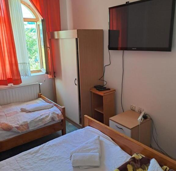 اتاق استاندارد سه نفره, Guesthouse Ukus Durmitora