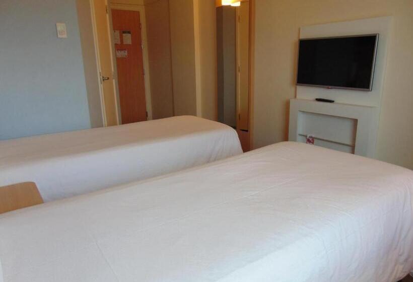 Номер Стандарт, Ibis Arapiraca