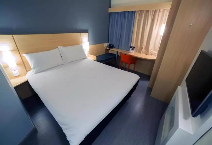 Standard Kolmen Hengen Huone, Ibis Arapiraca