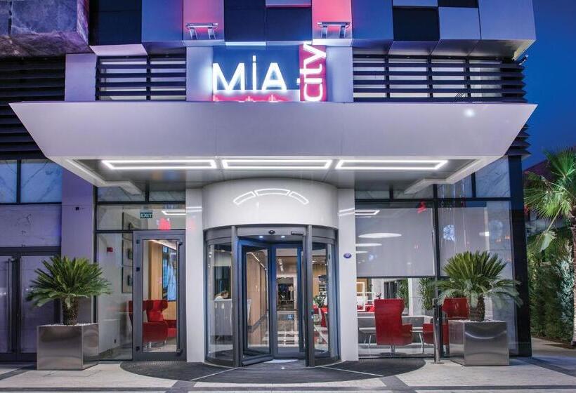 اتاق سوپریور, Mia City