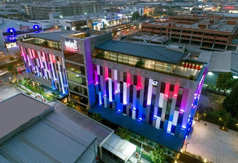 اتاق استاندارد, Mia City