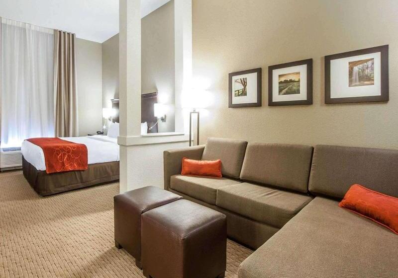 Quarto Estandar, Mia City