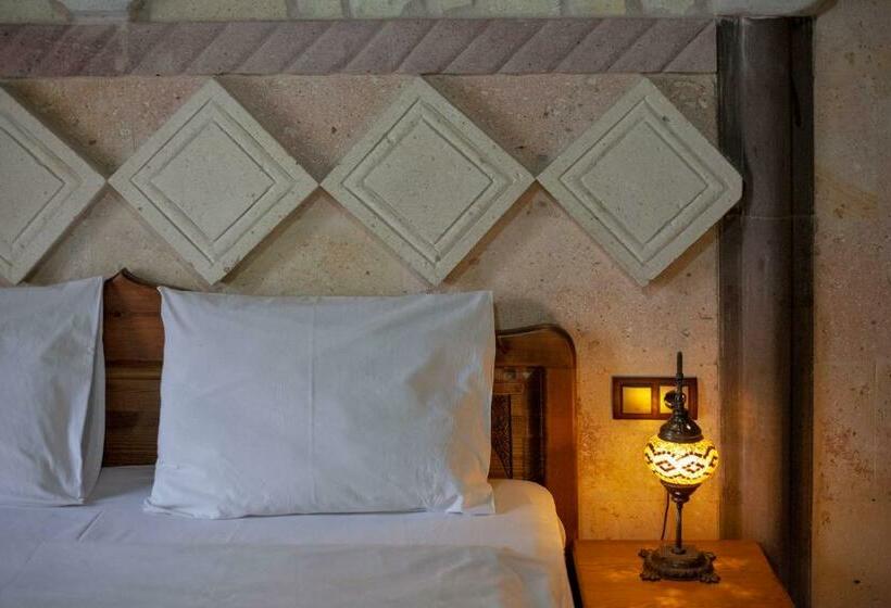 غرفة قياسية, Peace Stone House