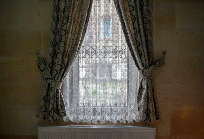 غرفة قياسية, Peace Stone House