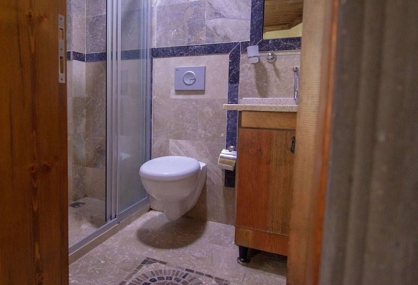 غرفة قياسية, Peace Stone House