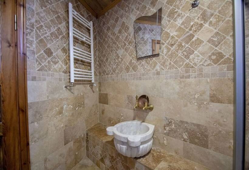 غرفة ديلوكس ثلاثية, Peace Stone House