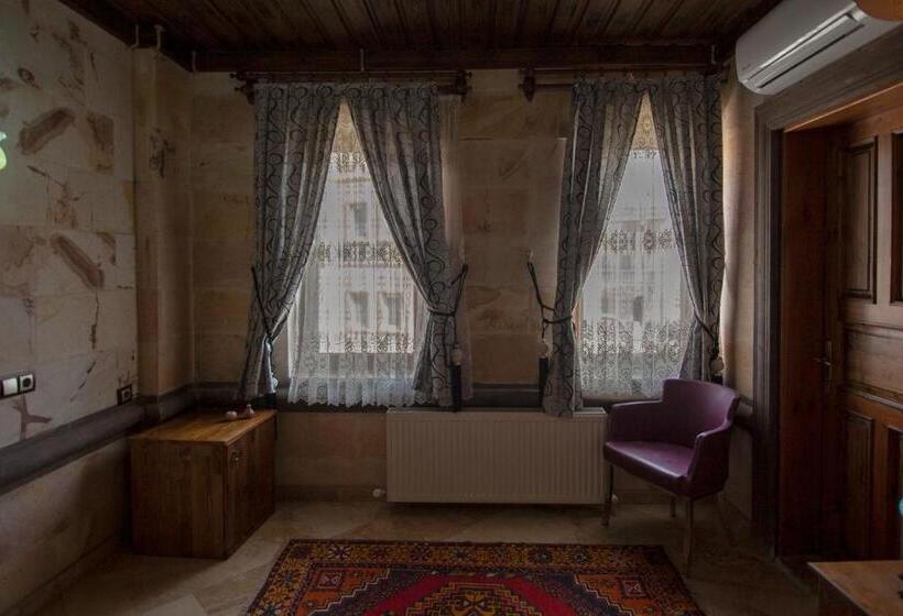 غرفة قياسية, Peace Stone House