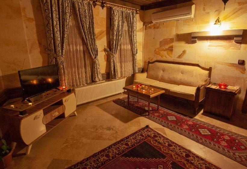 سوییت لوکس, Peace Stone House