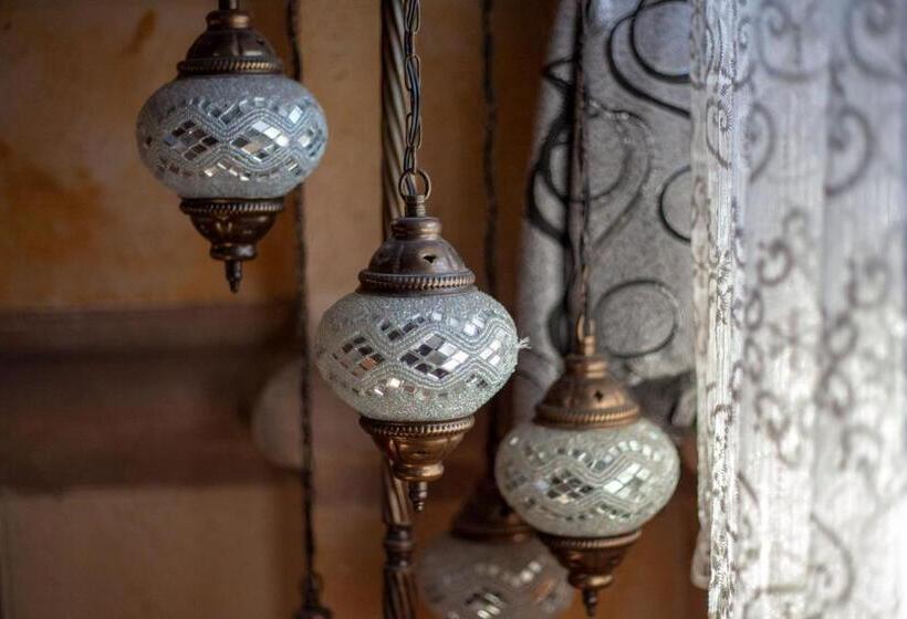 غرفة ديلوكس مزودة بشرفة, Peace Stone House