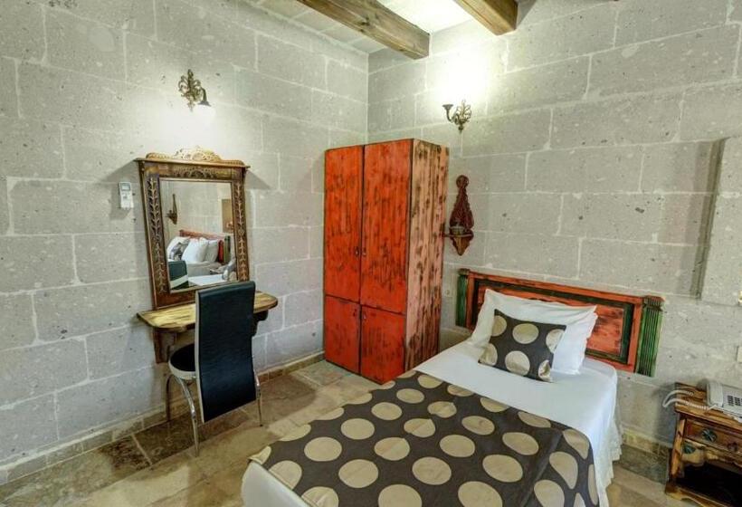 デラックストリプルルーム, Roc Of Cappadocia