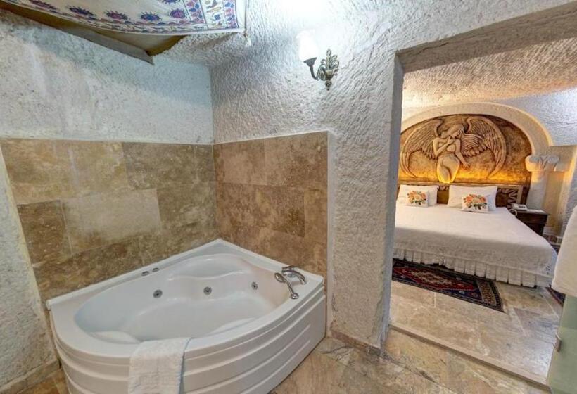 ジュニアスイート, Roc Of Cappadocia