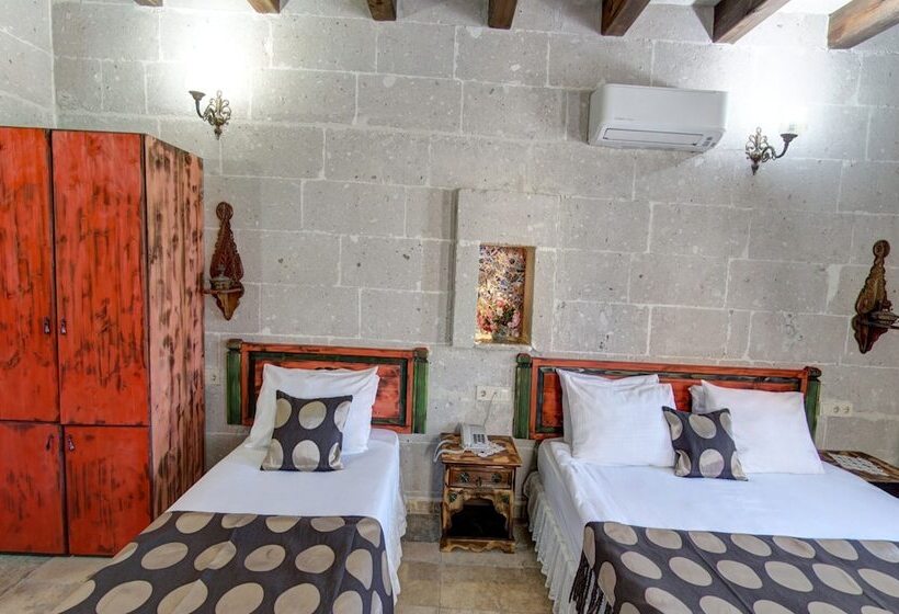 デラックストリプルルーム, Roc Of Cappadocia